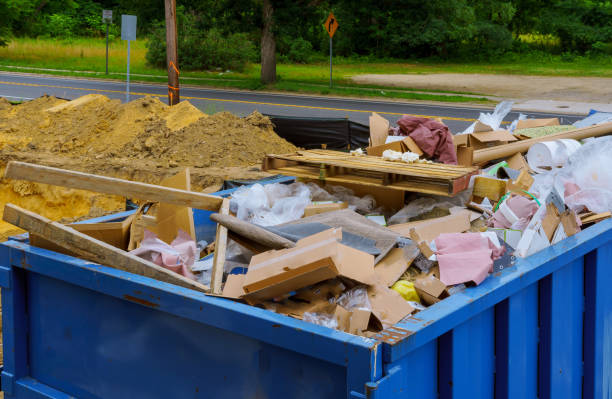 Best Recycling Services for Junk  in Manitowoc, WI